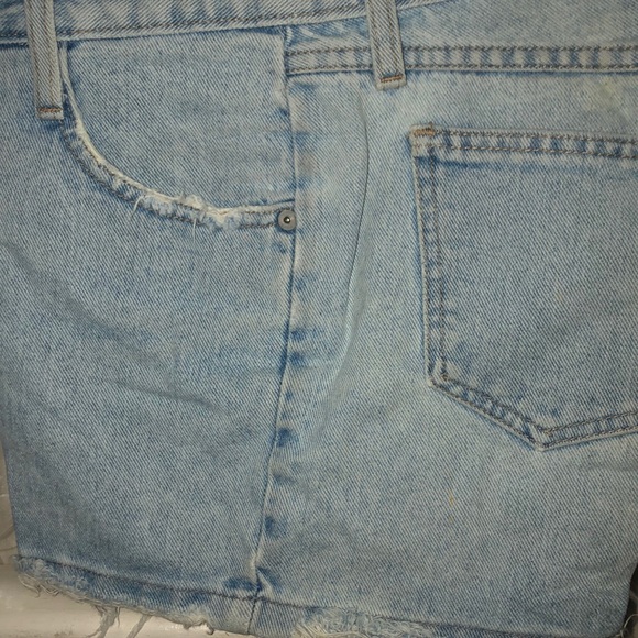 Liquid Jean. Junior’s Stone Wash Faded Short - Picture 6 of 8
